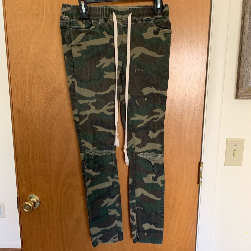 Camouflage pants